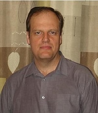 Сергей Карелин